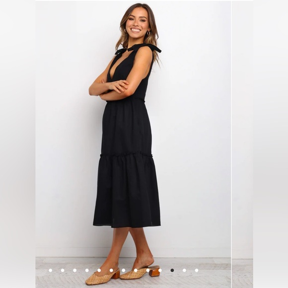 Petal & Pup Black Linen Blend Tiered Dress - Picture 5 of 9